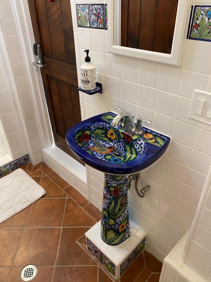 Private Room W/ Private Full Bathroom & Wifi & Ac & Shared Kitchen In לוס אנג'לס מראה חיצוני תמונה